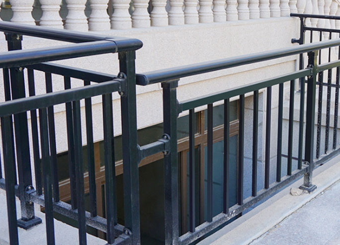 鋅鋼防護欄杆