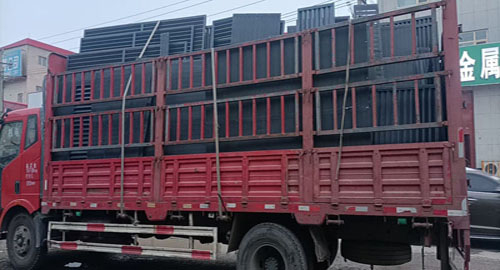 空調護欄裝車出貨