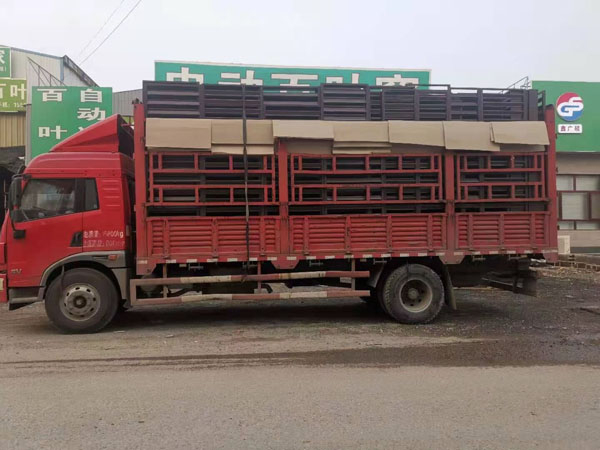 空調罩護欄裝車配送