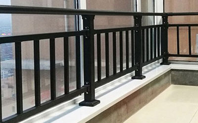 鋅鋼陽台護（hù）欄