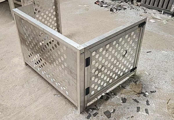 單板空調罩生產（chǎn）車間